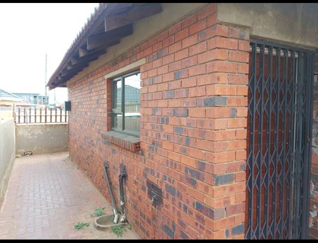 3 BEDROOM HOUSE FOR SALE IN DOORNKOP